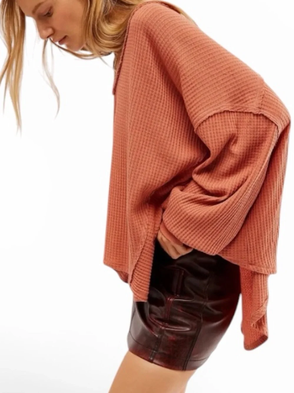 Women's Oversized Waffle Knit Sweater - Rust - Picture 7 of 9